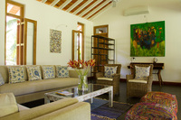 The Padinnoruwa Road Residence