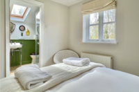5 shipton bedroom 1a and bathroom 1