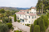 The Chemin du Puy Residence