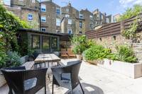 The Oakington Road residence 