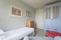 The Oakington Road residence 