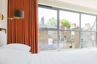 The Oakington Road residence 