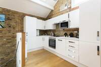 The Gironde Road Residence