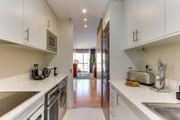 The Carrer de Calabria Residence