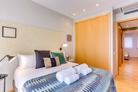 The Carrer de Calabria Residence