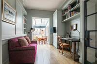 The Charlwood Place residence