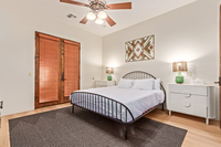 Each guest bedroom is equipped with a king size bed and luxury linens.
| The Sonoran by Boutiq Luxury Vacation Rentals | Scottsdale, Arizona