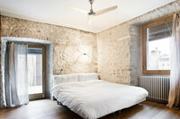 AlemanysBedroom01 AlemanysBedroom01