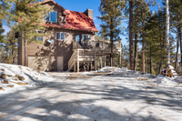 | Royal Retreat by Boutiq Luxury Vacation Rentals | Angel Fire, New Mexico| 