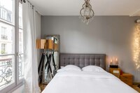 The Rue Francois Miron Residence