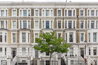 The Cathcart Road Residence