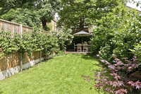 The Crescent Lane Residence
