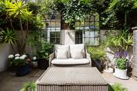 The Pursers Green Residence