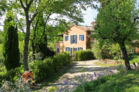 The Podere Vetrichina Residence