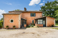 The Podere Vetrichina Residence