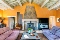 The Podere Vetrichina Residence