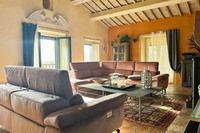 The Podere Vetrichina Residence