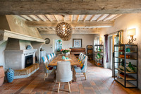 The Podere Vetrichina Residence