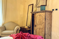 The Podere Vetrichina Residence