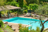 The Podere Vetrichina Residence