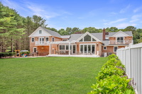 webres02_370 seven ponds towd rd, water mill_back exterior