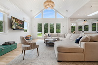 webres08_370 seven ponds towd rd, water mill_living area webres08_370 seven ponds towd rd, water mill_living area