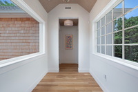 webres21_370 seven ponds towd rd, water mill_hallway webres21_370 seven ponds towd rd, water mill_hallway