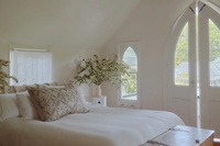 Annie Sullivan Home Tour Domino 52
