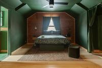 BullsHead_Interior_FinalSelects_086