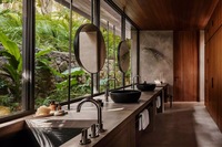 oomm accommodation ocean cliff villa bathroom Large