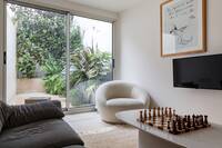 The Simon Close Residence