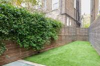 The Simon Close Residence