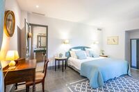The Chemin du Puy Residence