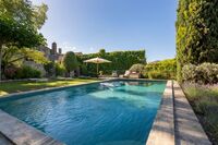 The Rue Pare Neuve Residence