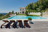 The Chemin de la Corniche Residence