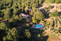 The Podere Vetrichina Residence