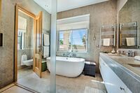 The Rua Palmeira Residence