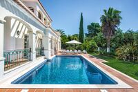 The Rua Palmeira Residence