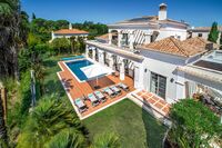 The Rua Palmeira Residence