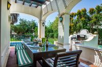 The Rua Palmeira Residence