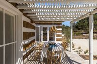 The Rua das Casas de Colmo Residence