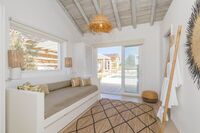 The Rua das Casas de Colmo Residence