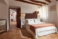 The Cerezuelo Residence