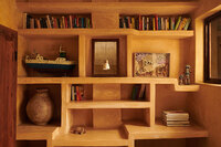 dar emma bedroom 2 storage