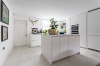 The Gladstone Street Residence