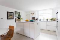 The Gladstone Street Residence