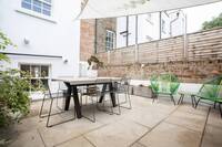 The Gladstone Street Residence