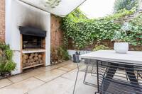 The Gladstone Street Residence