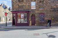 The Gladstone Street Residence