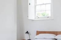 The Gladstone Street Residence